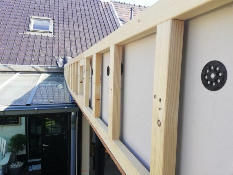 A12. Regelwerk voor ceder bekleding achtergevel aanbouw